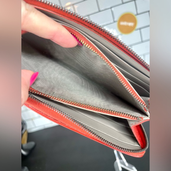 Authentic Bottega Veneta Intrecciato Zip Around Wallet Red - Picture 6 of 9